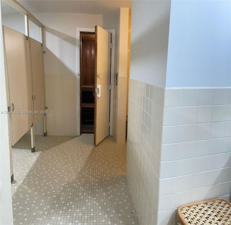 For Sale: $359,000 (3 beds, 2 baths, 1488 Square Feet)