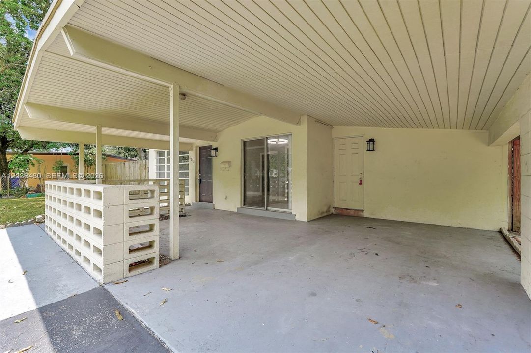 En Venta: $458,000 (3 camas, 2 baños, 1026 Pies cuadrados)