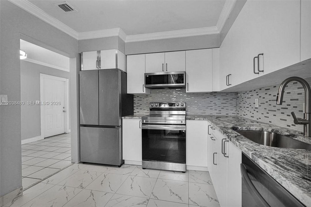 En Venta: $458,000 (3 camas, 2 baños, 1026 Pies cuadrados)