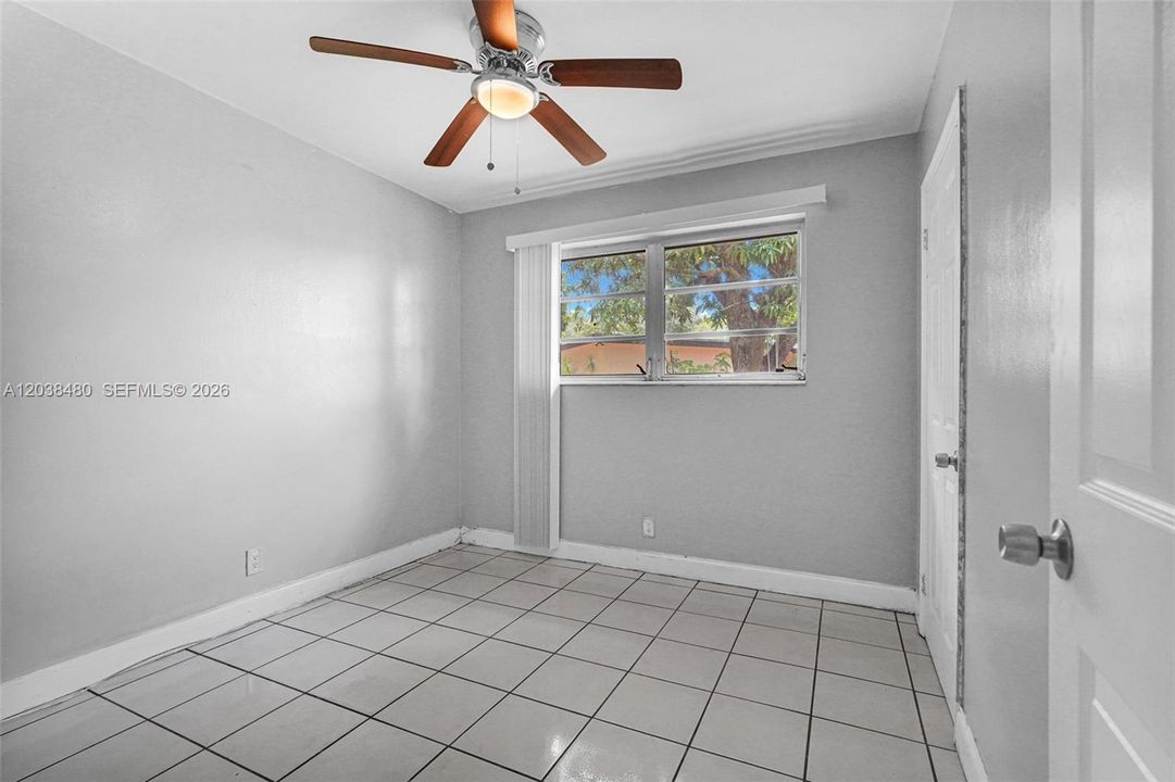 En Venta: $458,000 (3 camas, 2 baños, 1026 Pies cuadrados)