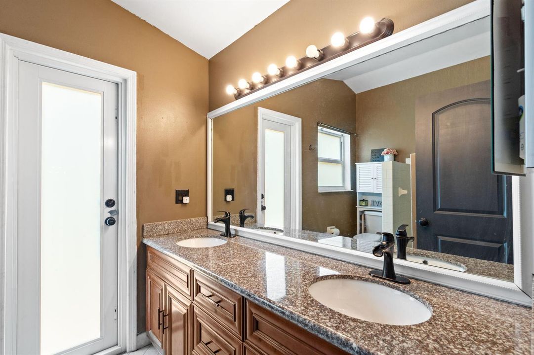 16-web-or-mls-2696-nw-94th-ave