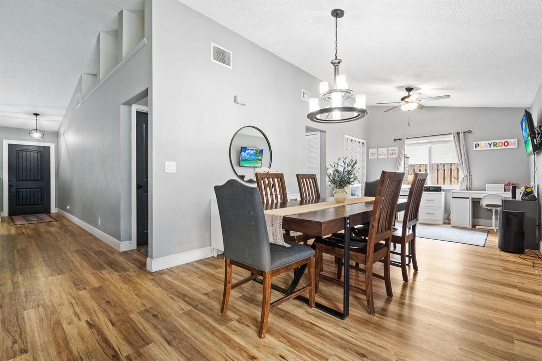 7-web-or-mls-2696-nw-94th-ave