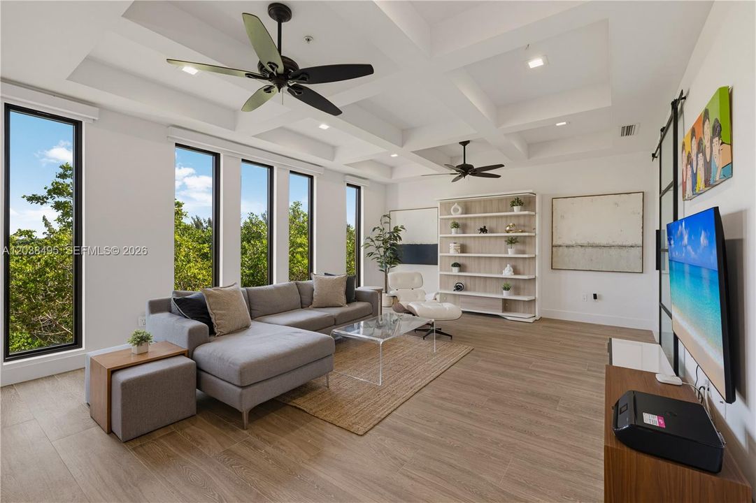 For Sale: $2,195,000 (4 beds, 5 baths, 4303 Square Feet)