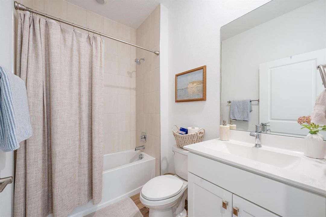 6841 SE Pk Trce Dr-7