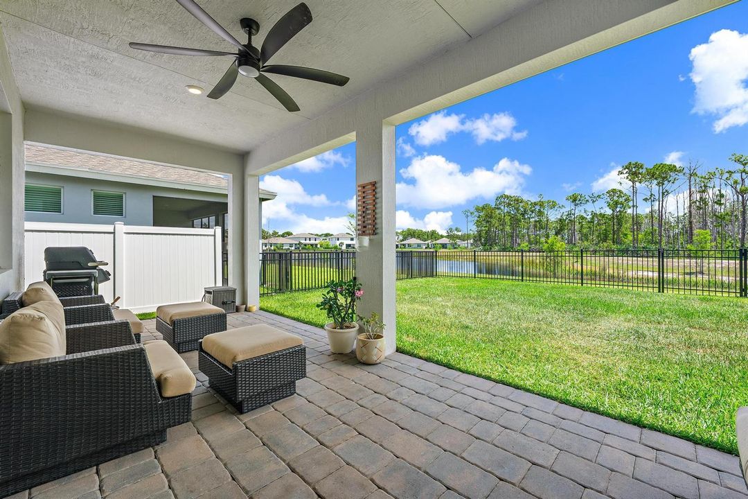 6841 SE Pk Trce Dr-15