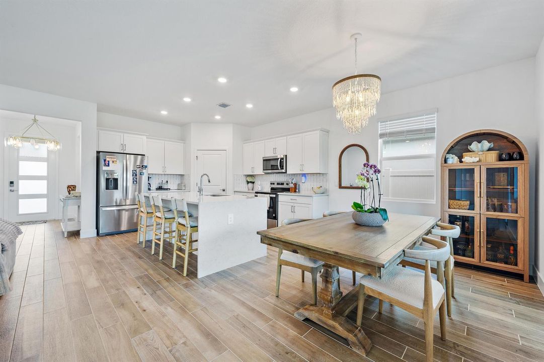 6841 SE Pk Trce Dr-12