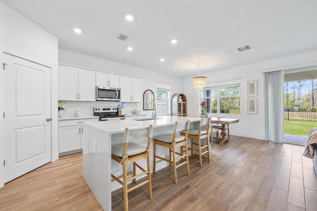 6841 SE Pk Trce Dr-9