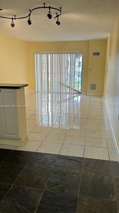 В аренду: $1,650 (1 спален, 1 ванн, 656 Квадратных фут)