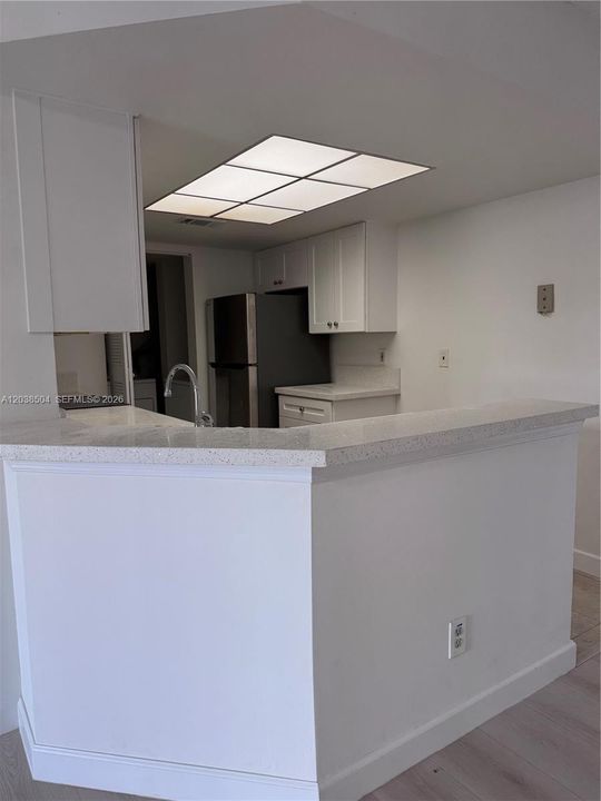 For Sale: $325,000 (3 beds, 2 baths, 1273 Square Feet)