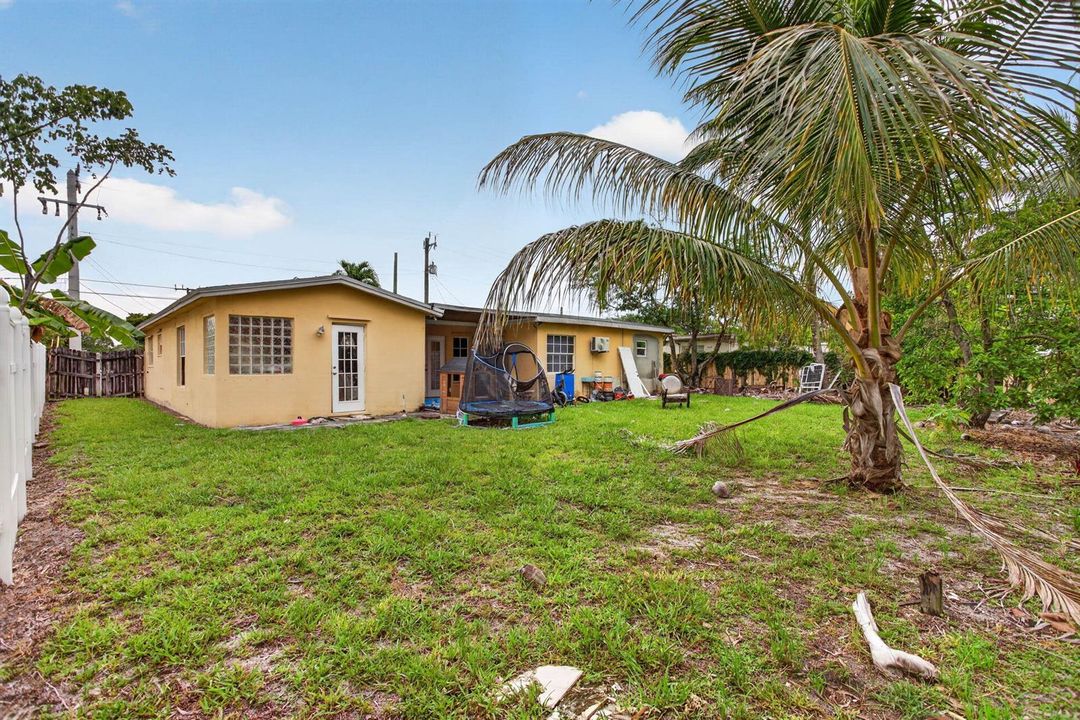 9-web-or-mls-4390-0333