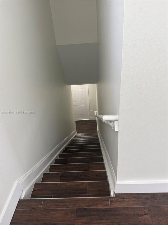 В аренду: $2,800 (2 спален, 2 ванн, 1205 Квадратных фут)