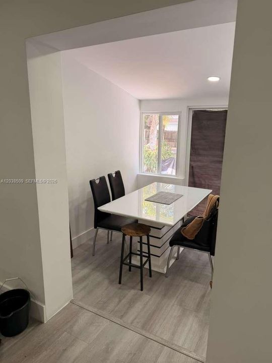 En Renta: $3,200 (2 camas, 1 baños, 1773 Pies cuadrados)