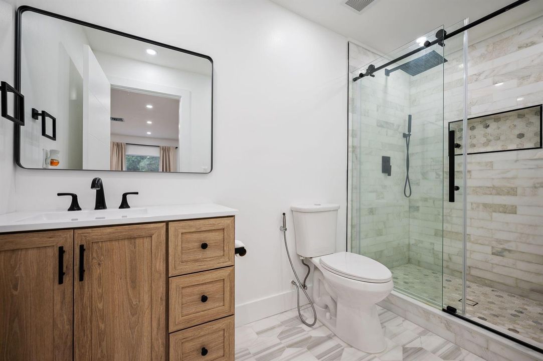 21-web-or-mls-5700-sw-196th-ln