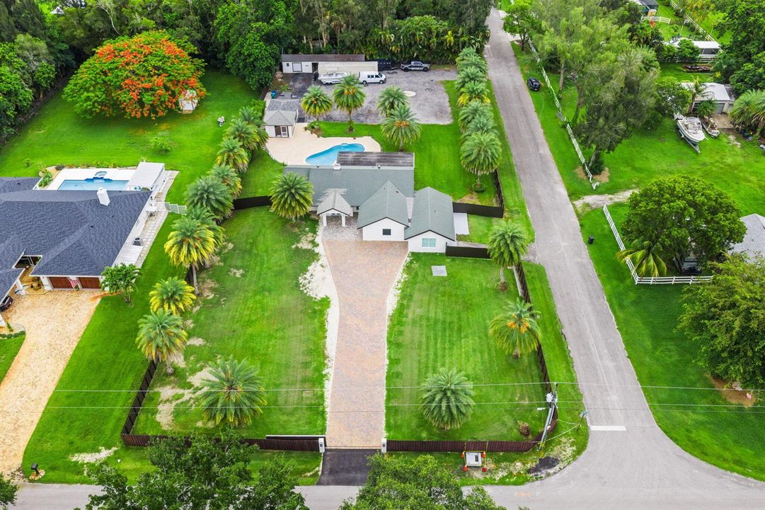 40-web-or-mls-5700-sw-196th-ln