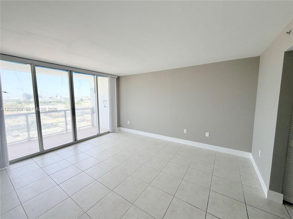 For Rent: $5,500 (2 beds, 2 baths, 1130 Square Feet)