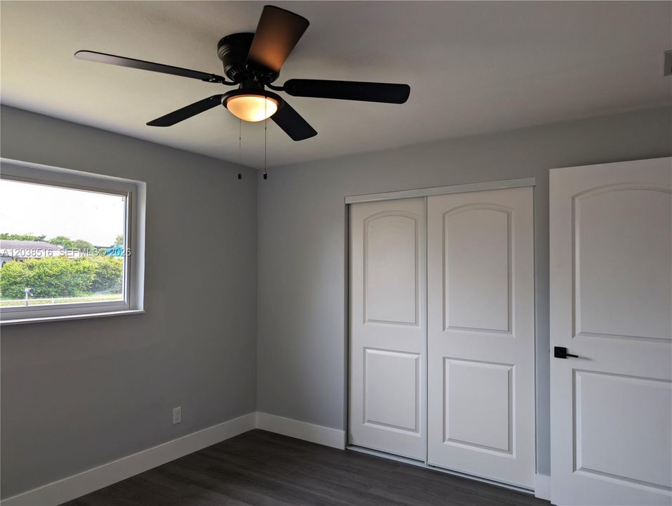 For Rent: $3,000 (3 beds, 2 baths, 1015 Square Feet)