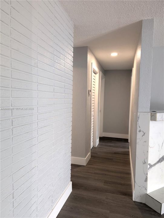 For Rent: $3,000 (3 beds, 2 baths, 1015 Square Feet)
