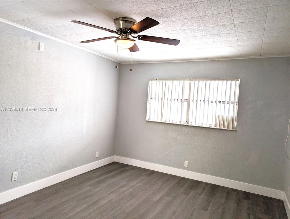 For Rent: $3,000 (3 beds, 2 baths, 1015 Square Feet)