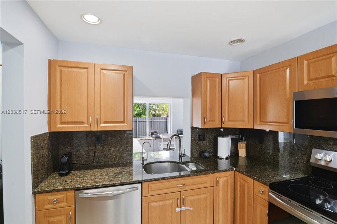 En Venta: $539,900 (2 camas, 2 baños, 1404 Pies cuadrados)