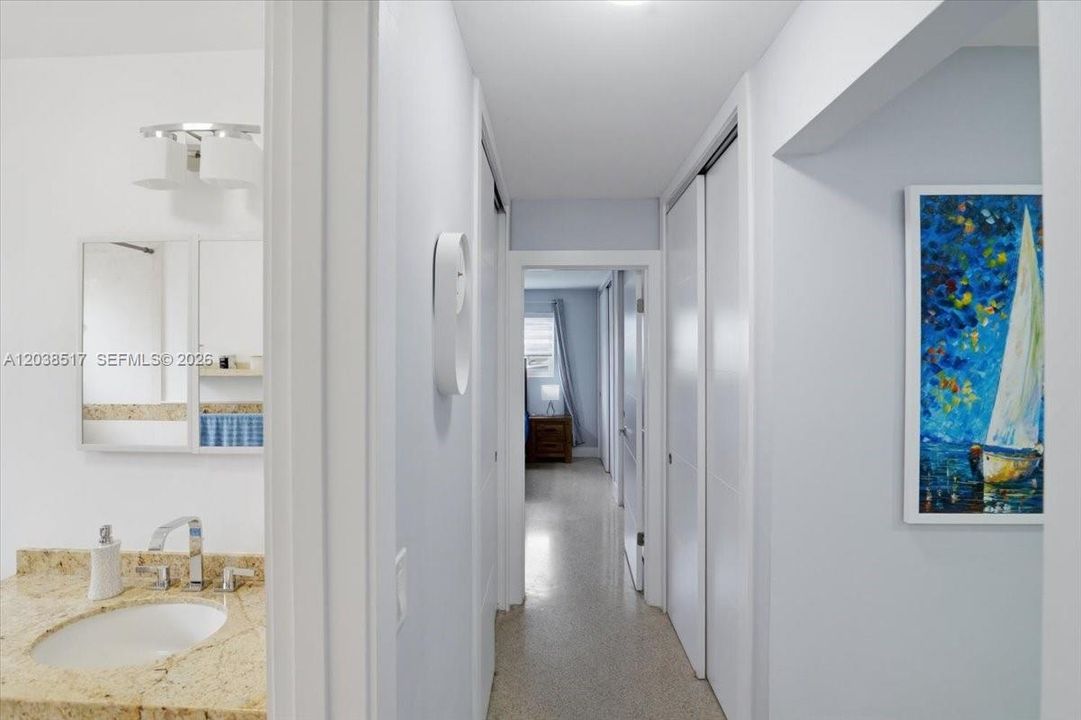 En Venta: $539,900 (2 camas, 2 baños, 1404 Pies cuadrados)