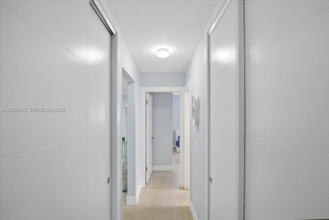 En Venta: $539,900 (2 camas, 2 baños, 1404 Pies cuadrados)