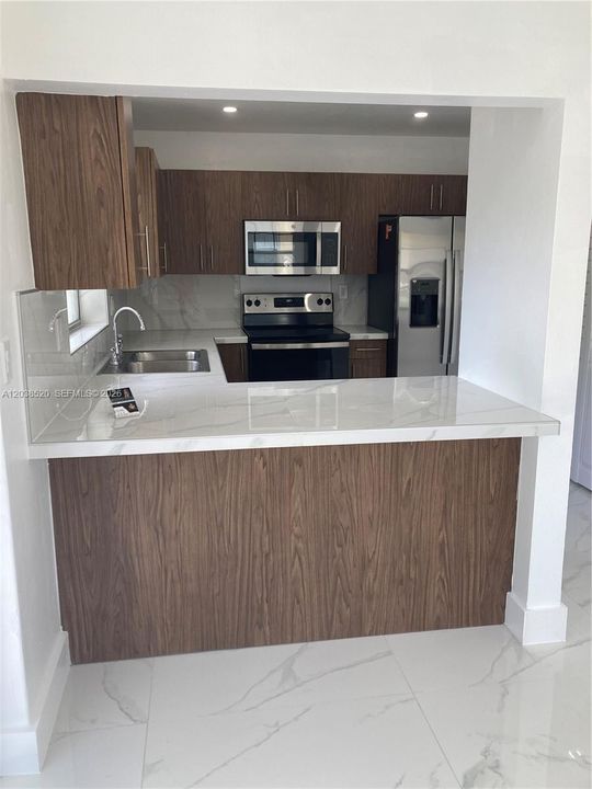 En Renta: $3,500 (3 camas, 2 baños, 2508 Pies cuadrados)