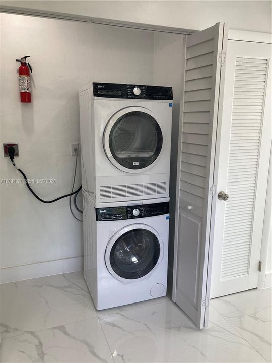 En Renta: $3,500 (3 camas, 2 baños, 2508 Pies cuadrados)