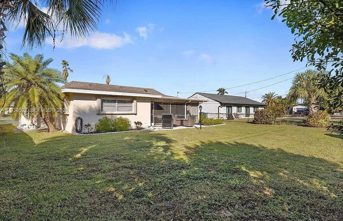 For Rent: $2,200 (3 beds, 2 baths, 0 Square Feet)