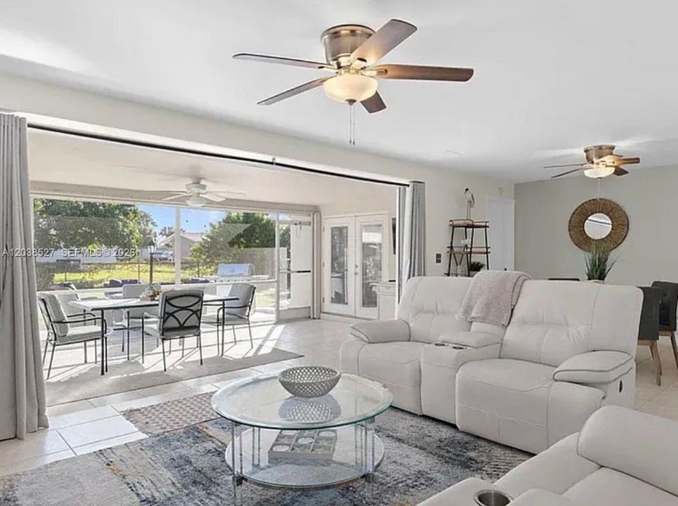 For Rent: $2,200 (3 beds, 2 baths, 0 Square Feet)