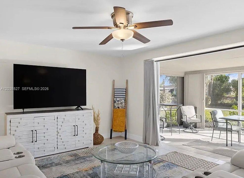 For Rent: $2,200 (3 beds, 2 baths, 0 Square Feet)