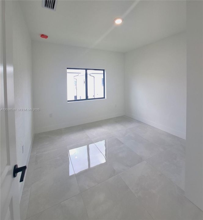 En Renta: $3,800 (5 camas, 3 baños, 2281 Pies cuadrados)