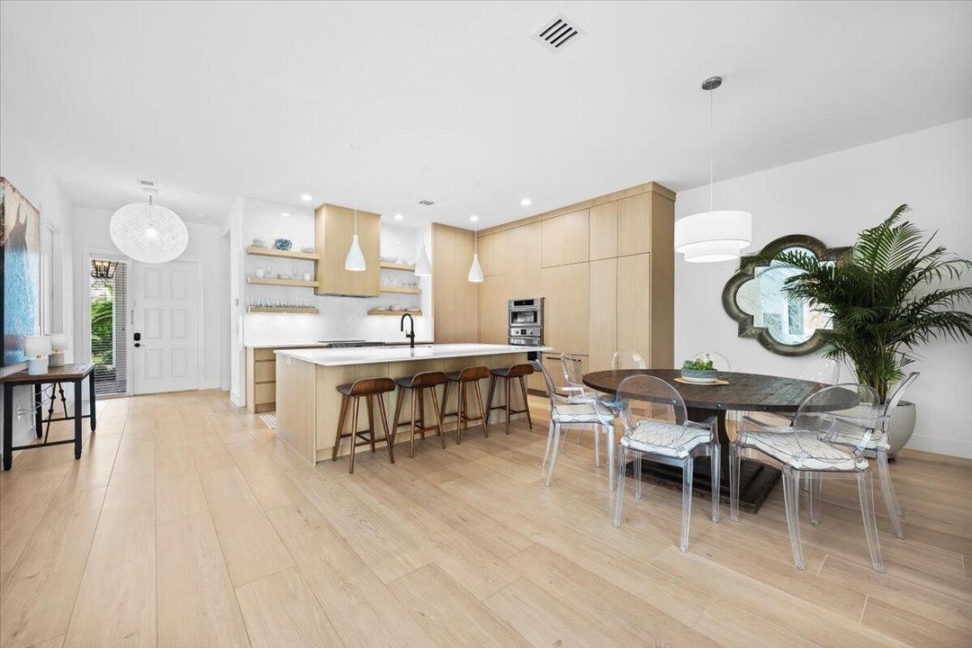 Kitchen/Dining