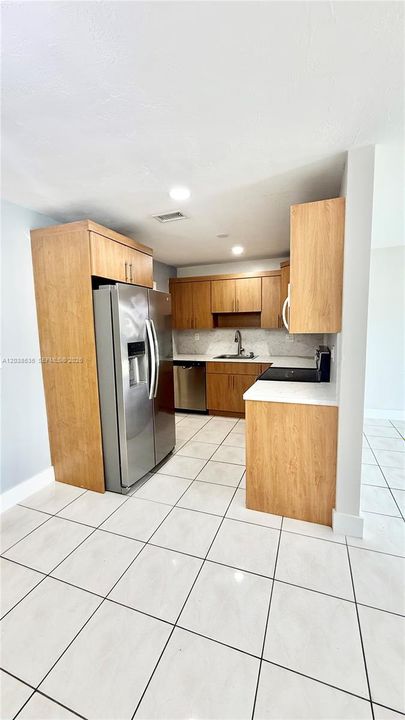 В аренду: $3,500 (4 спален, 2 ванн, 2178 Квадратных фут)