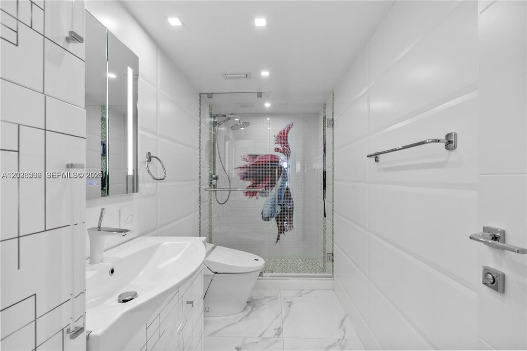 2nd Bathroom