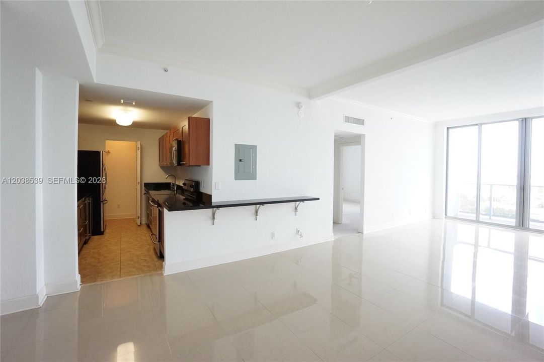В аренду: $3,495 (2 спален, 2 ванн, 1299 Квадратных фут)