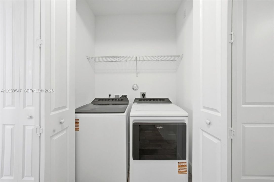For Sale: $516,000 (3 beds, 2 baths, 1222 Square Feet)