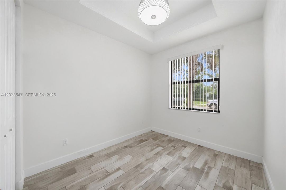 For Sale: $516,000 (3 beds, 2 baths, 1222 Square Feet)