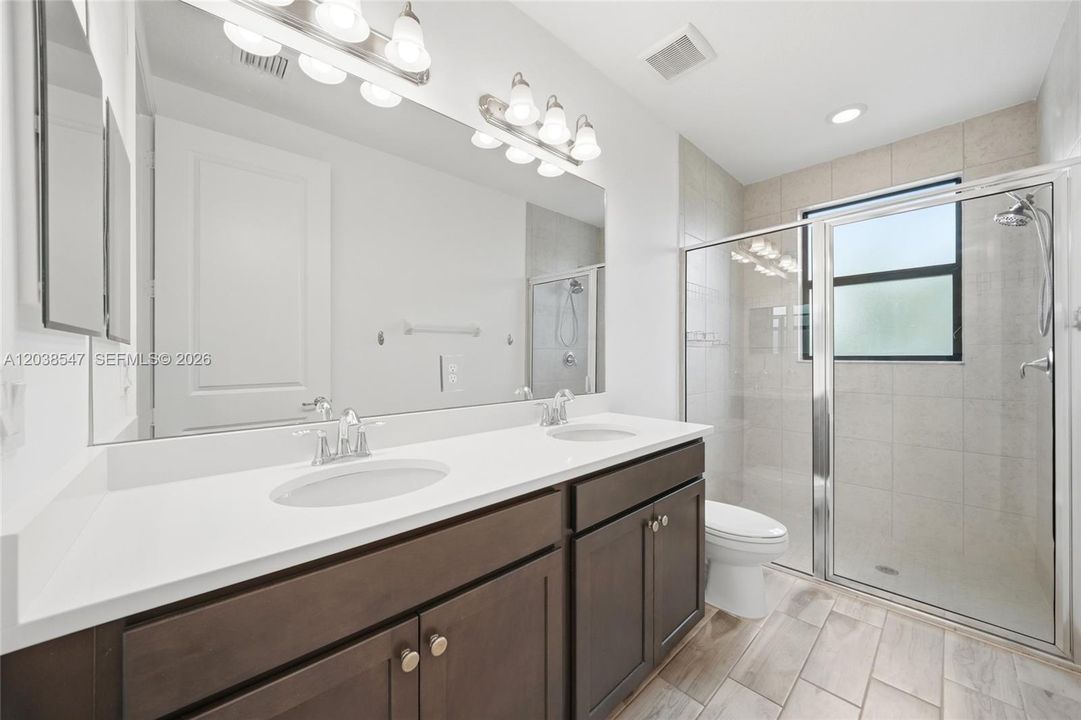 For Sale: $516,000 (3 beds, 2 baths, 1222 Square Feet)