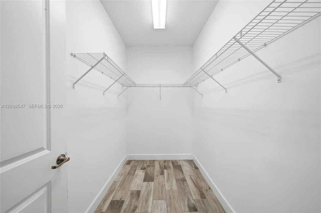 For Sale: $516,000 (3 beds, 2 baths, 1222 Square Feet)