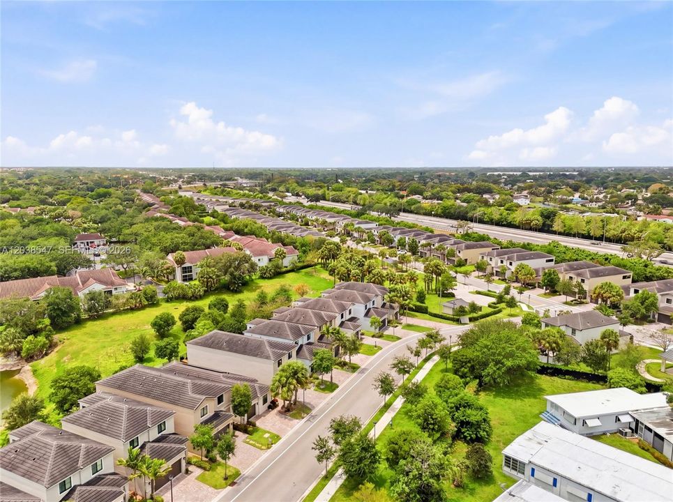 For Sale: $516,000 (3 beds, 2 baths, 1222 Square Feet)