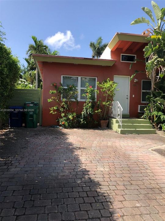 En Renta: $2,550 (2 camas, 1 baños, 800 Pies cuadrados)