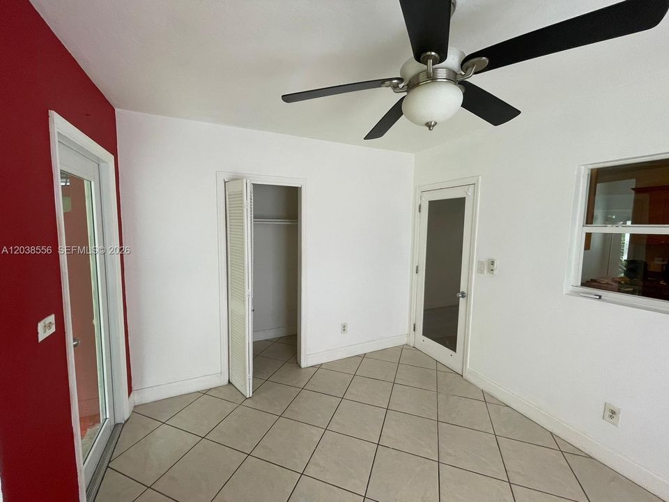 En Renta: $2,550 (2 camas, 1 baños, 800 Pies cuadrados)