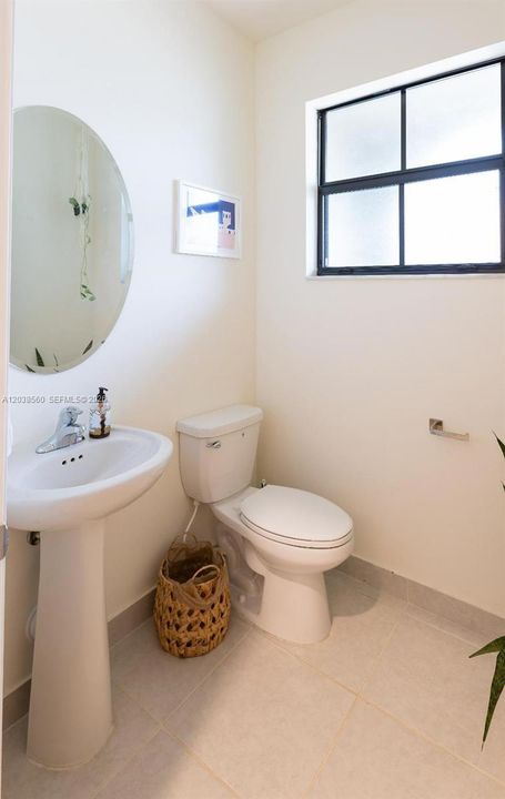 For Sale: $497,000 (3 beds, 2 baths, 1483 Square Feet)