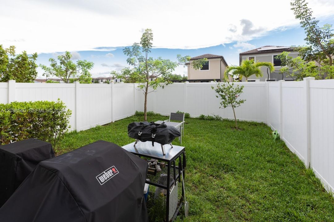 For Sale: $497,000 (3 beds, 2 baths, 1483 Square Feet)