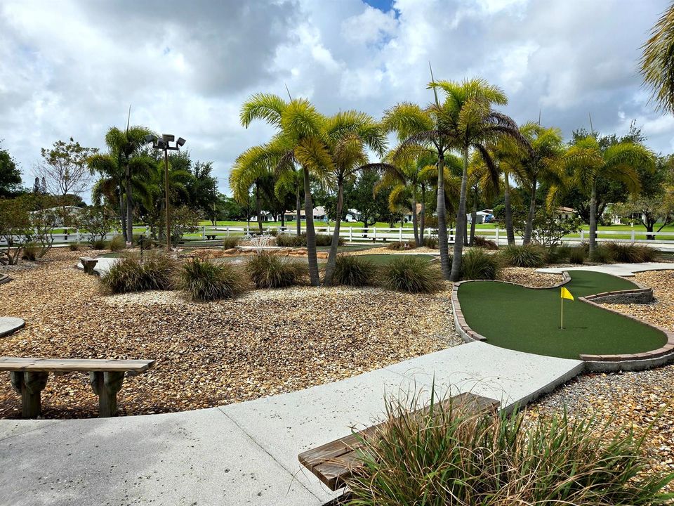 Mini Golf