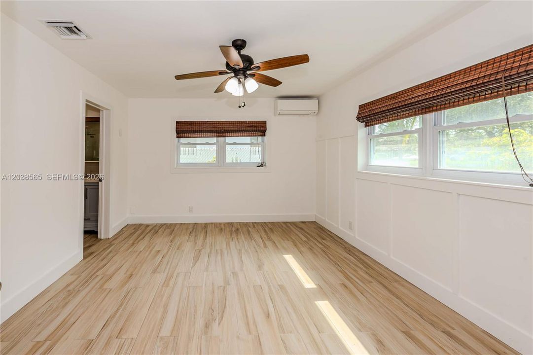 В аренду: $6,500 (4 спален, 3 ванн, 1504 Квадратных фут)