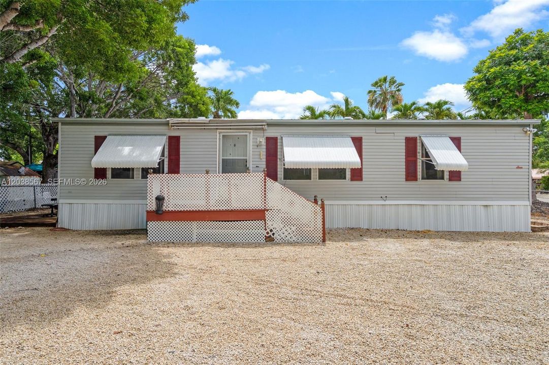 For Sale: $495,000 (3 beds, 2 baths, 1344 Square Feet)