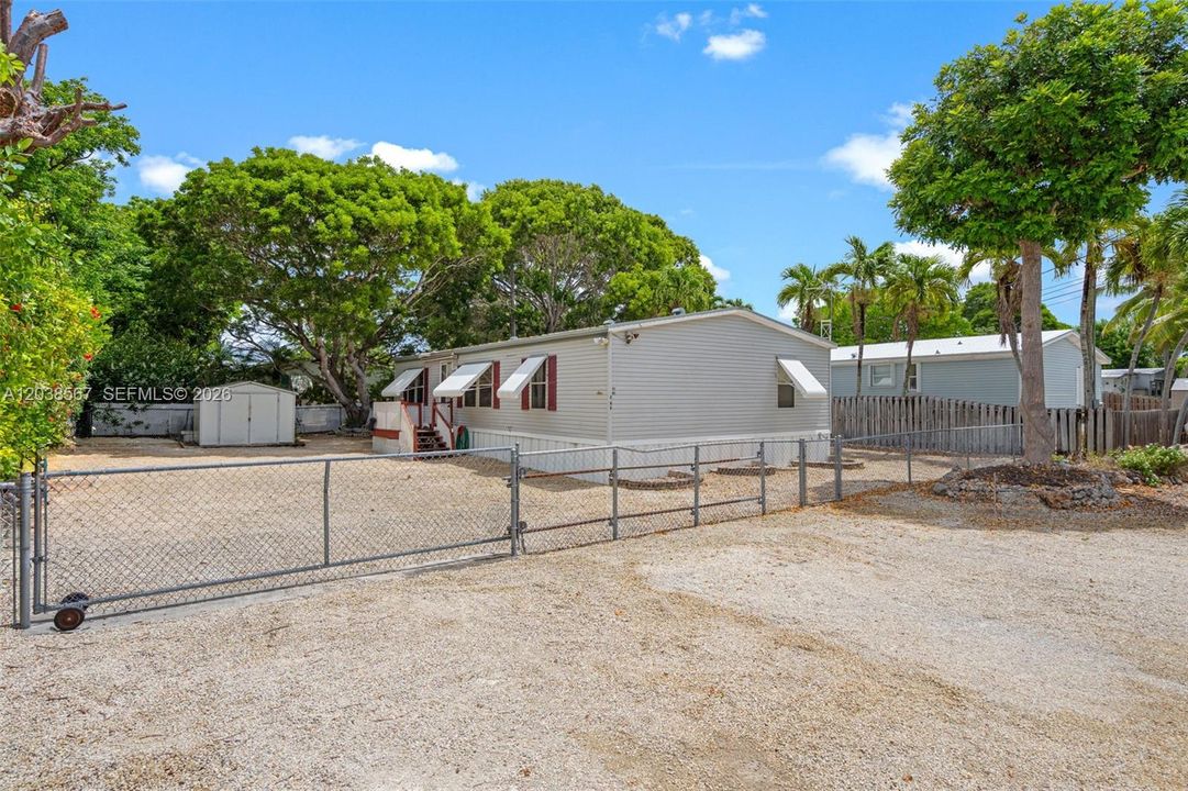 For Sale: $495,000 (3 beds, 2 baths, 1344 Square Feet)