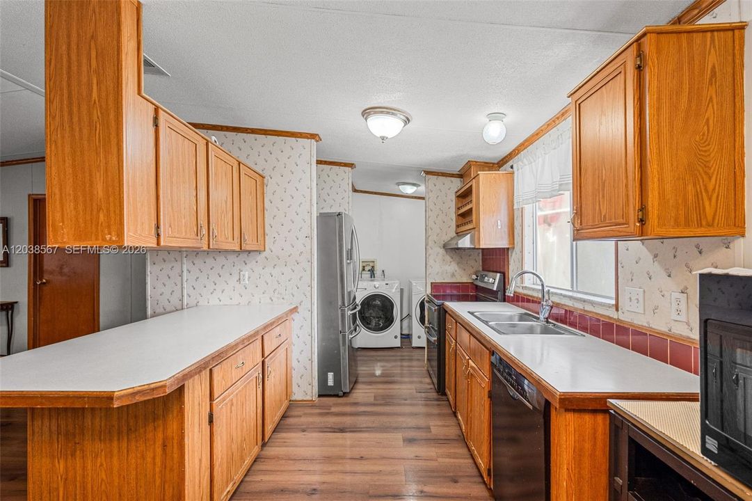 For Sale: $495,000 (3 beds, 2 baths, 1344 Square Feet)