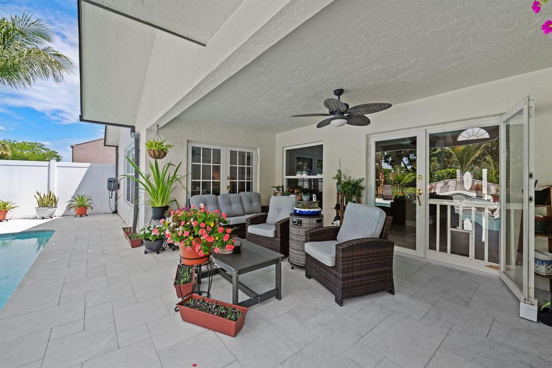 38-web-or-mls-22612-middletown-dr